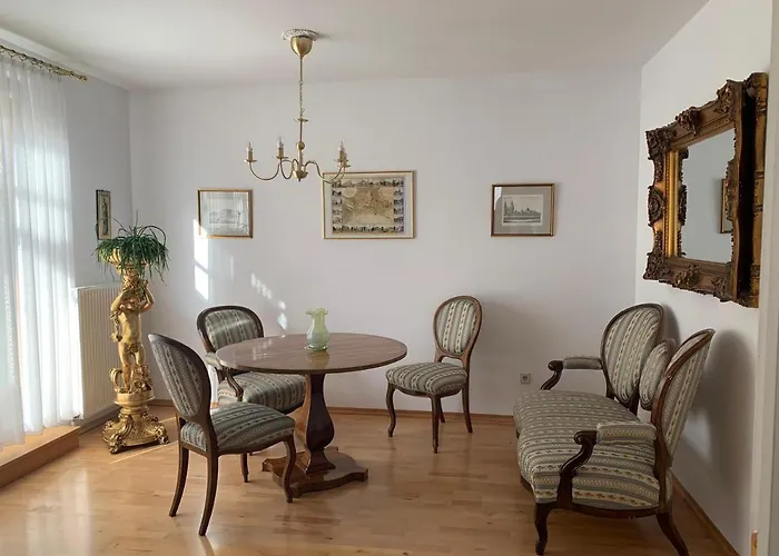 Amadeus Apartment